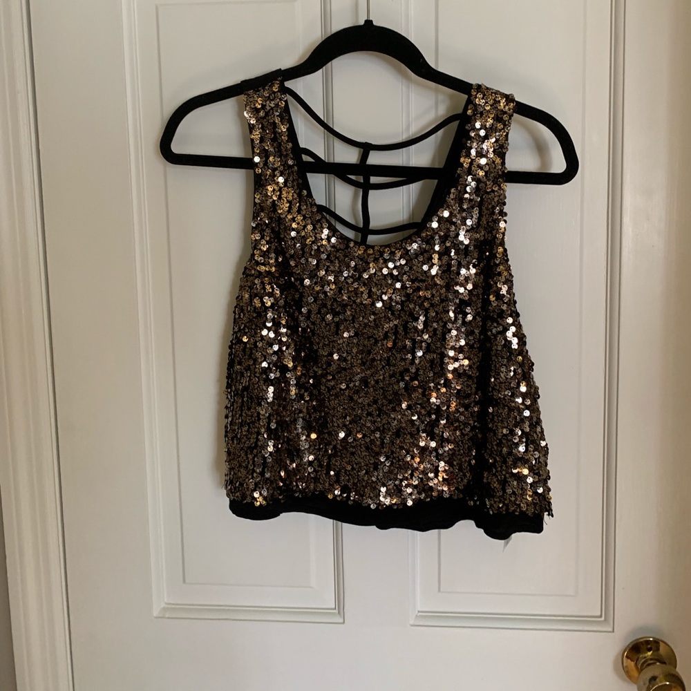 Going out tank top